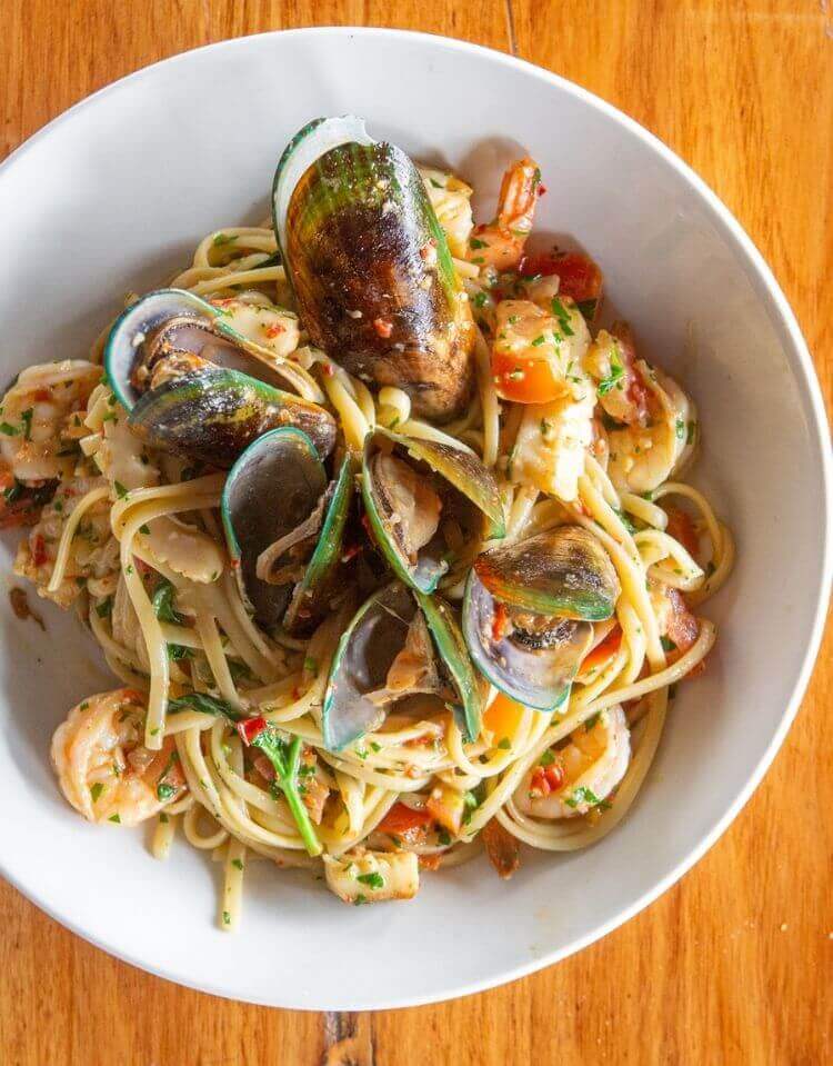 Seafood linguini (GFO) (Signature Dish)